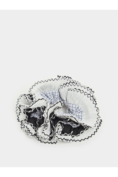 Styli Textured Scrunchie