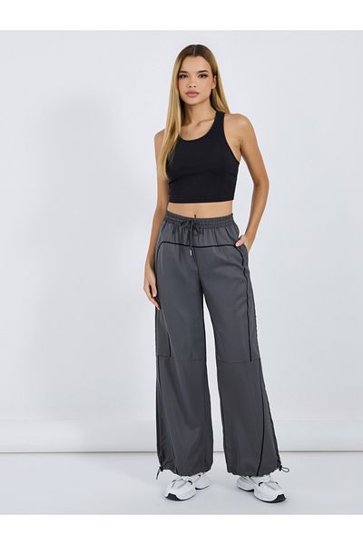 Styli Contrast Piping Detail Toggle Hem Relaxed Fit Pants