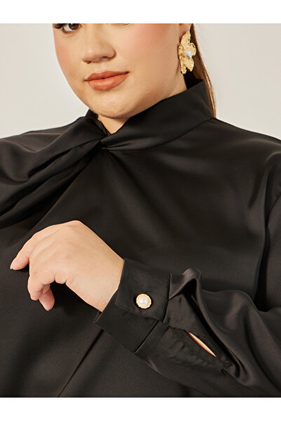 Styli Plus Size Satin Twist Neck Regular Fit Blouse