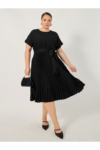 Styli Plus Size A-Line Pleated Midi Dress with Waist Tie Detail