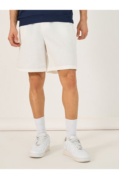 Styli Solid Mid Rise Regular Fit Short