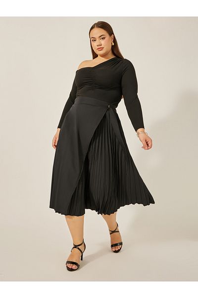 Styli Plus Size Overlap Wrap A-Line Midi Skirt with Pleated Detail