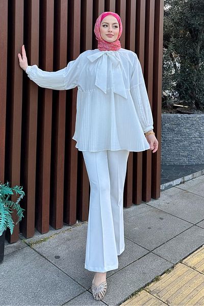Ovn. Ecru Color Missy Pleated Shirt