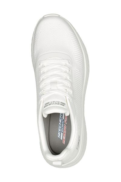 SKECHERS 118 000 bílých mužů