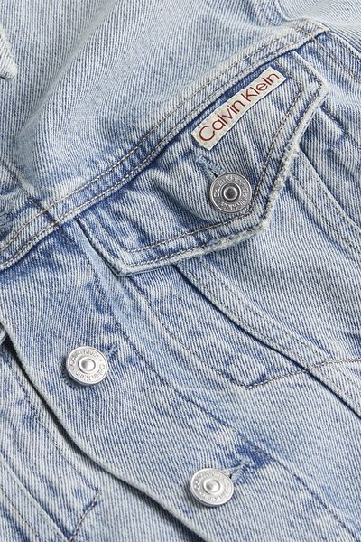 Calvin Klein CROPPED DENIM JACKET 90. LET