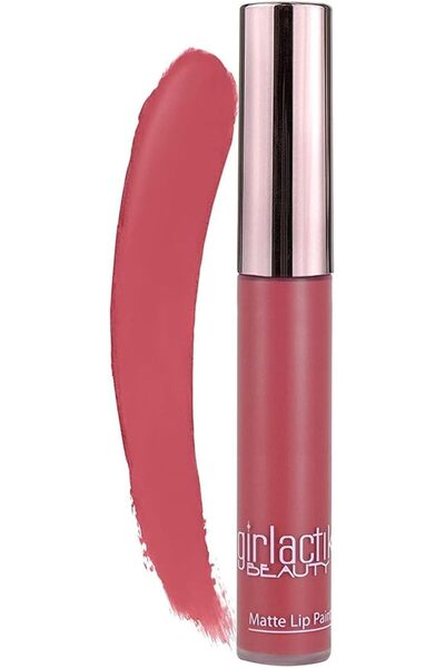 Girlactik أحمر شفاه سائل. أحمر شفاه سائل كريمي ومطفي يدوم طوال اليوم. مرطب وم...