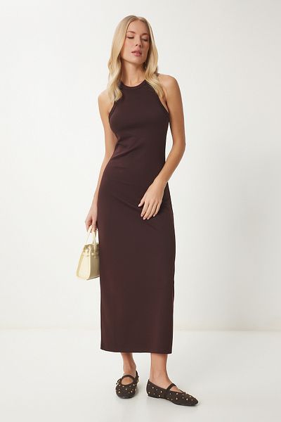 Happiness İstanbul Braunes Damen-Strickkleid mit Neckholder und Basic-Sommerkleid EJ00001