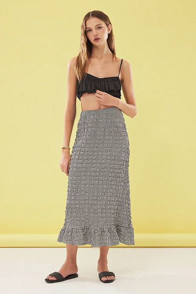 Trendyol Collection Schwarzer Webrock aus Seersucker mit Gingham-Muster in Maxi-Länge TWOSS25ET00048