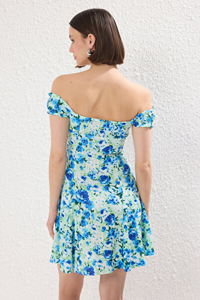 Trendyol Collection Μπλε Carmen Collar Skater/Μίνι πλεκτό φόρεμα με ραβδώσεις που ανοίγει από την μπάλα TWOSS25EL00472