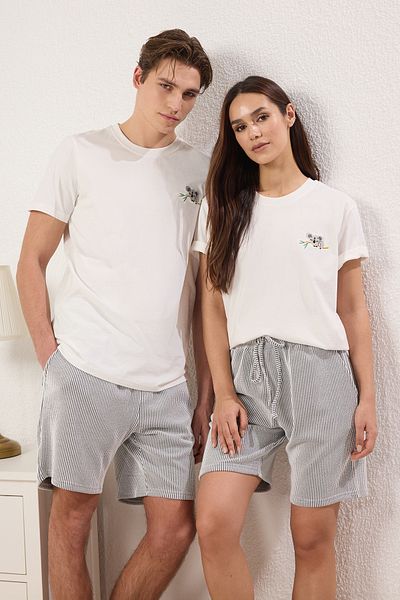 Trendyol Collection Піжама з вишивкою у вигляді коали в смужку унісекс Orme чорний Regular Fit TMNSS25PT00007