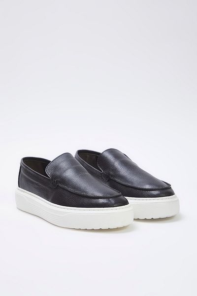 TRENDYOL SHOES Černá pánská mokasína z pravé kůže Takss25La00014