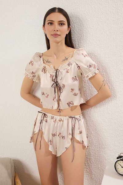 Trendyol Collection Mehrfarbiges Katzenband/Satin-Shorts-Pyjama-Set THMSS25PT00318