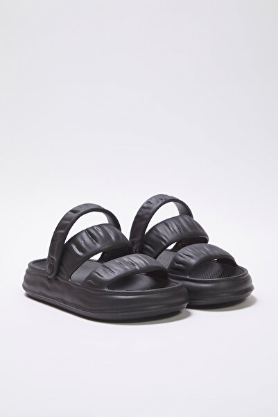 TRENDYOL SHOES Černá Dvojitý pásek Světlá podešev Dámské Sandály Eva Pantofle TAKSS25SD00032