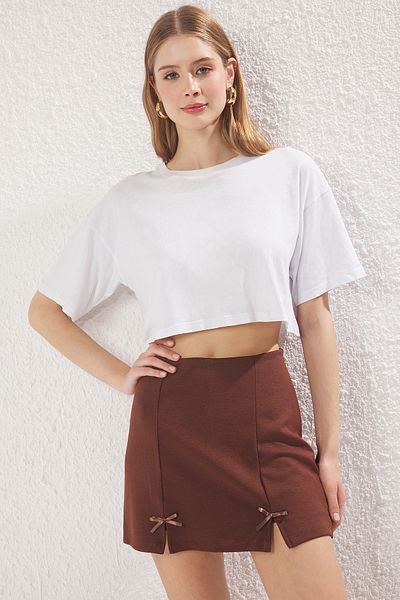 Trendyol Collection Barna masni és hasított részlet mini kötött rövidnadrág szoknya TWOAW25ET00092