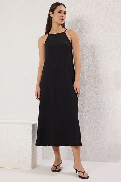 Trendyol Collection Μαύρο Midi Halter γιακά Bodycone/Σώμα Πλεκτό Φόρεμα TWOSS25EL00160