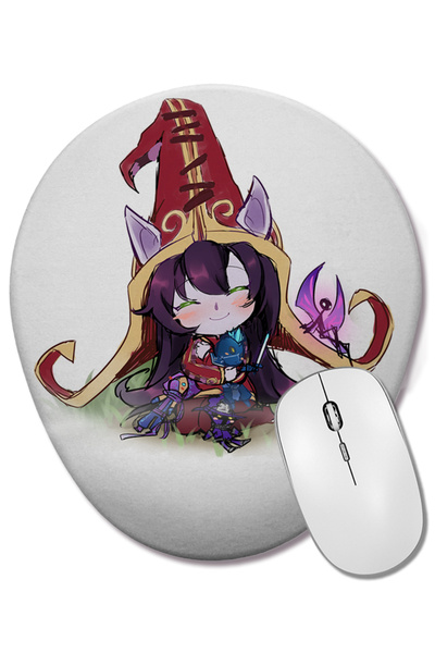 BASKI DÜNYASI Παίζοντας με το οβάλ ποντίκι Lulu με στήριγμα καρπού