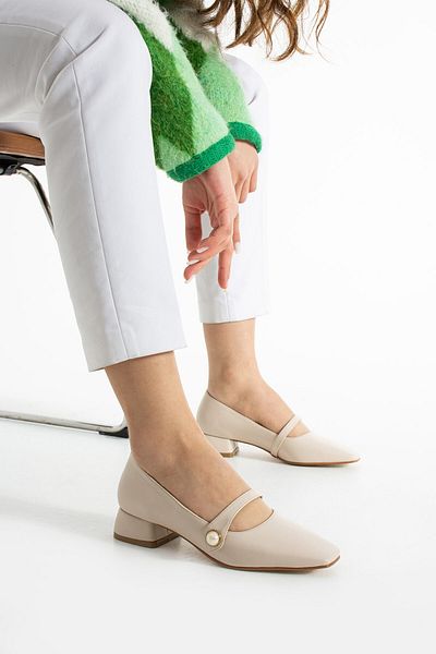 Getcho Pendle Women's Beige Low Heeled Shoes – Classic Model Suitable for Comfortable, Daily and Office Use