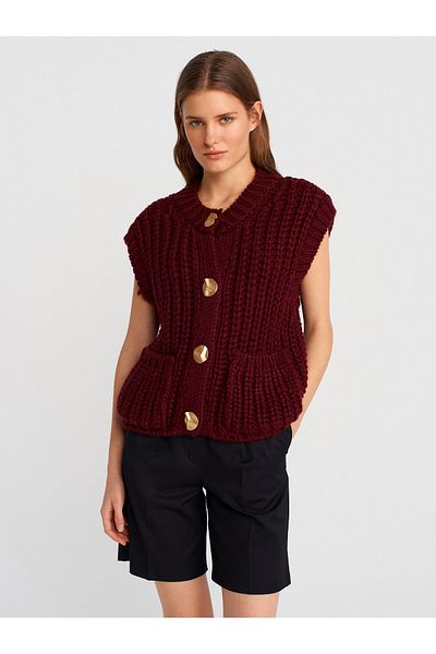 Dilvin 60961 Crew Neck Soft Textured Pocket Button Knitwear Vest-Burgundy