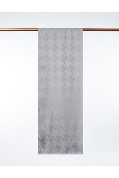 Kayra Goose Feet Pattern Jacquard Woven Shawl Silver