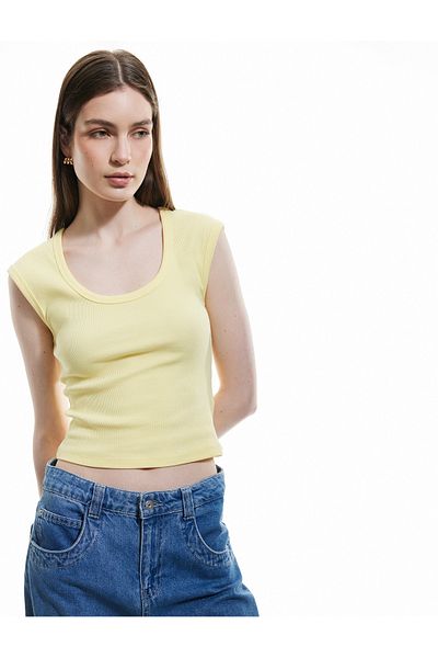 Koton Slim Fit Cotton Sleeveless U Neck Basic Crop Body