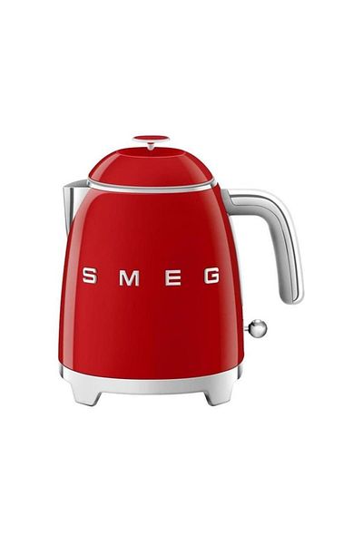 SMEG Red Mini Kettle in 50's Style Klf05Rdeu