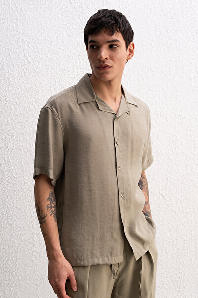 GIESTO Khaki Shirt with Draped Laces