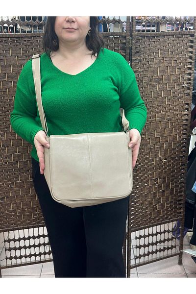 Akın Large Size Covered Non-Peelable Leather Messenger Bag Women's Cream Color