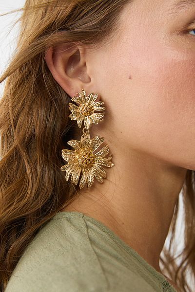 Stradivarius Sunflower earrings