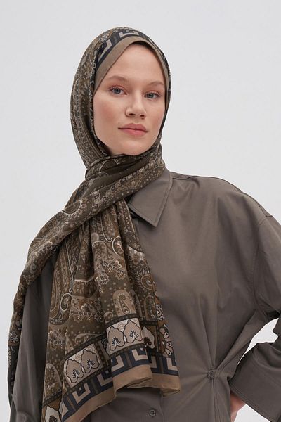 carell Breeze Mink Early Silk Shawl