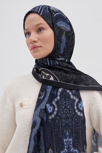 carell Harmony Blue Early Silk Shawl
