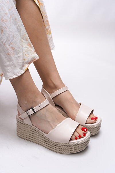 Riccon صندل نسائي من Aalpisys باللون البيج 0012504