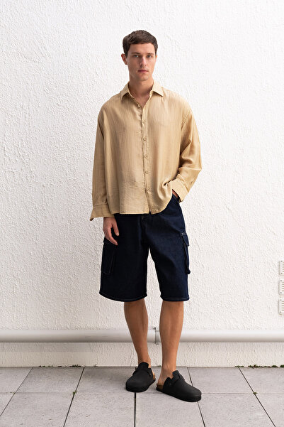 GIESTO EFEKTLİ DÖKÜMLÜ BEJ GÖMLEK