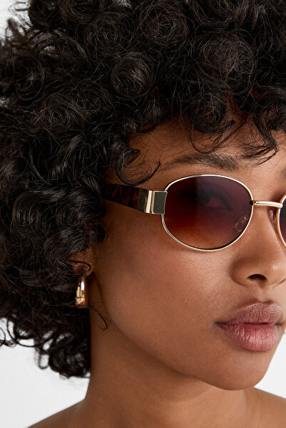 Stradivarius Sunglasses with metal temples