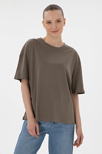 U.S. Polo Assn. Women's Mink Oversize Crew Neck T-Shirt 50305810-Vr052