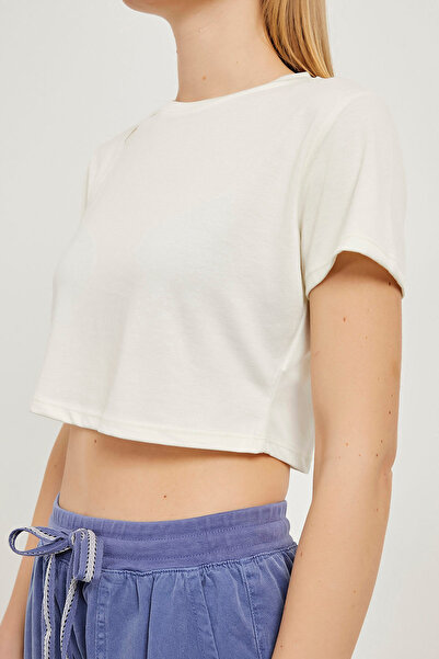 Arma Life Women's Tight Summer Crew Neck Ecru Crop T-Shirt