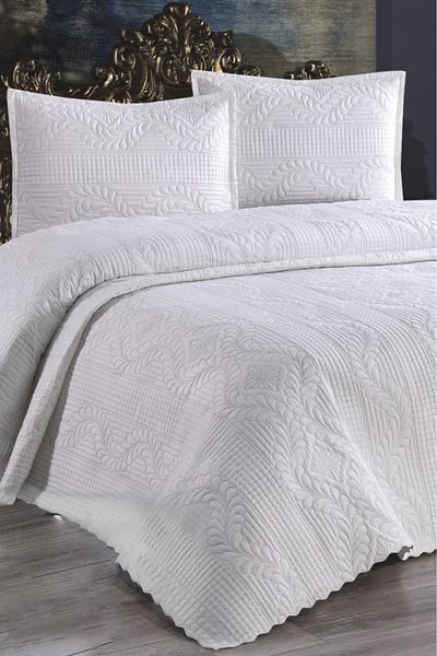 Sivalde Floral Pattern Double Quilted Cream Bedspread
