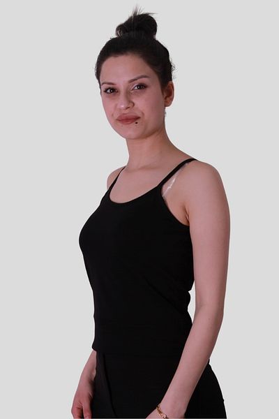 trender Tricou negru fără mâneci pentru femei cu bretele 584-04