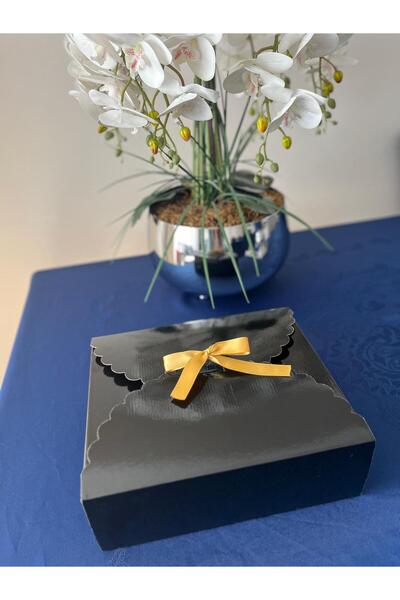 Nursa Hediyelik kutu gold kurdaleli