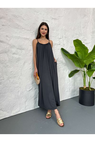 Elif Özbey Butik Φαρδύ φόρεμα με καπνιστό γιακά