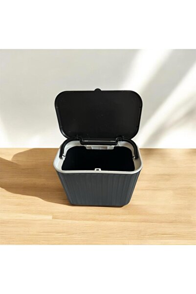 İpek Vailo Siyah Çizgili 8 Lt Mutfak Tezgah Üstü Ve Dolap Askılı Çöp Kovası