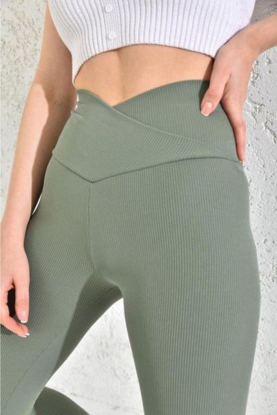 mezozoik Camolă cu centură încrucișată cu talie înaltă verde kaki, cu jambiere sport cu nervuri fără sudură