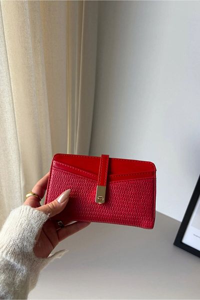 Yuka Atelier محفظة من الجلد الصناعي بتصميم محكم
