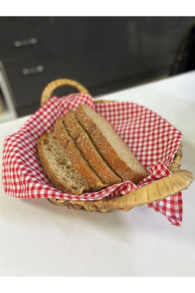 AFRALYAHOME Bread Basket, Red Checkered Covered Bread Basket, Water Hyacinth Bread Basket