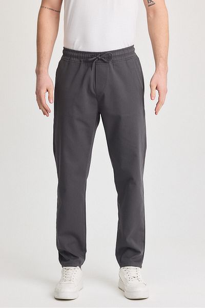 TheSeason Men's Gray Color Elastic Waist Quality Relaxed Cut Jogger Pants