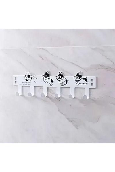 Generic towel holder on door