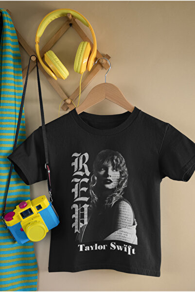 SVART WEAR ДЕТСКА ПАМУЧНА ТЕНИСКА TAYLOR SWIFT