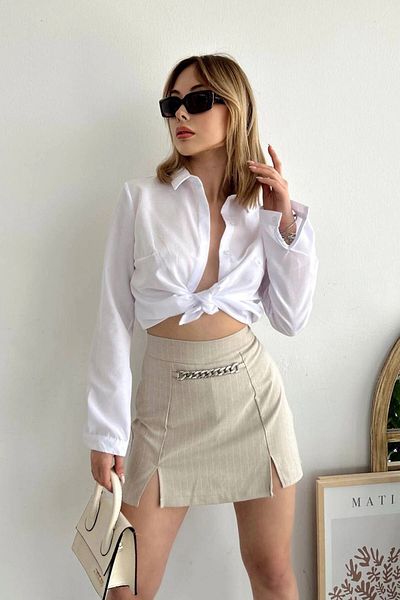 bacc Women's Beige Chain Detailed Slit Shorts Skirt Bchn- 2525271