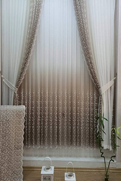 farbateks Бежов Vison кафе цвят десен и ляв крило фон и маргаритка вътрешен тюл комплект