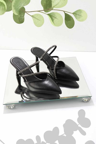 Bambi Women's Black Slippers K04227033609