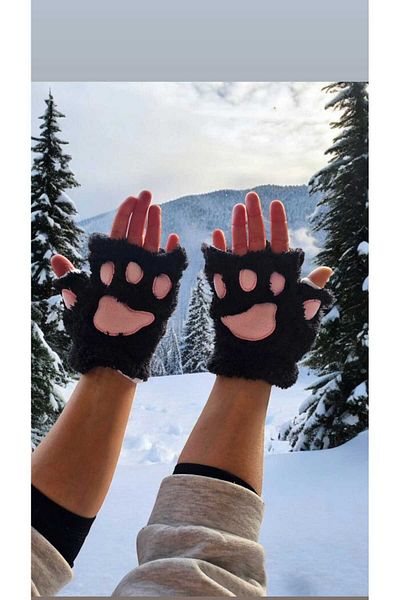 muyudi Plush Black-Pink Paw Gloves